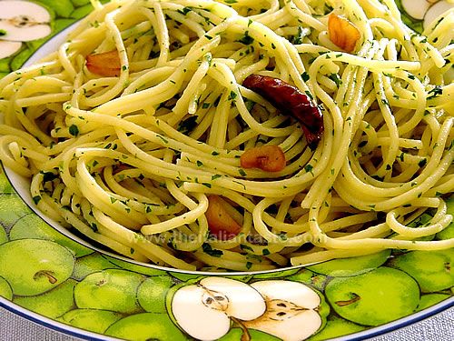 Spaghetti aglio, olio e peperoncino