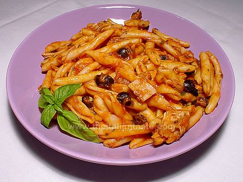 Fusilli salentini tonno e olive