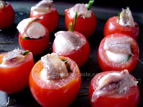 Baked cherry tomatoes