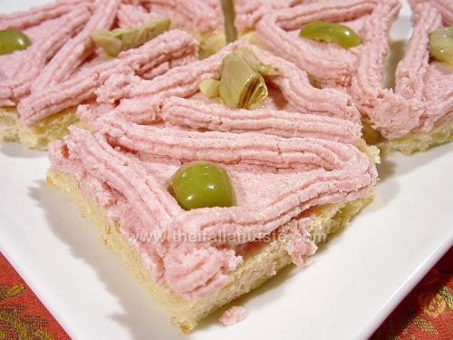 Mortadella mousse on white bread