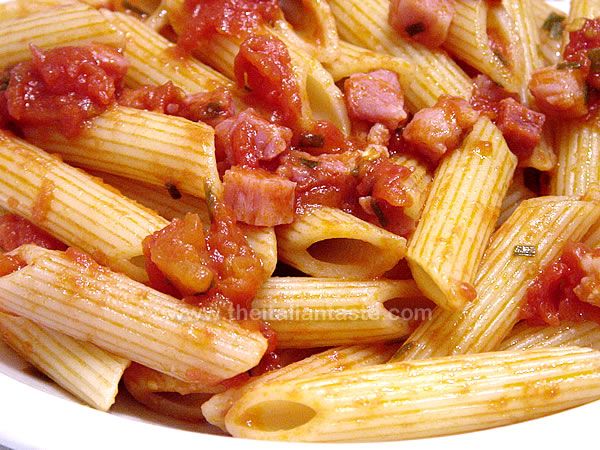 Penne all'arrabbiata