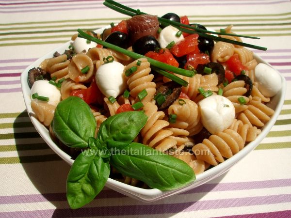Pasta salad, Caprese-style