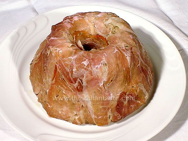 Baked rice dish with raw ham