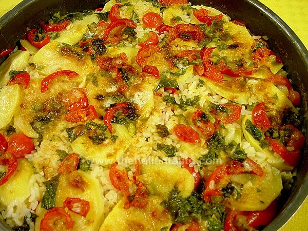 Tiella with rice, potatoes & mussels