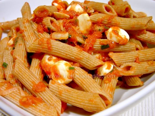 Pasta fredda mozzarelline e pomodoro