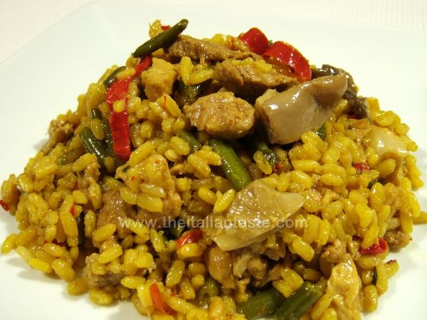 Paella carne e verdure