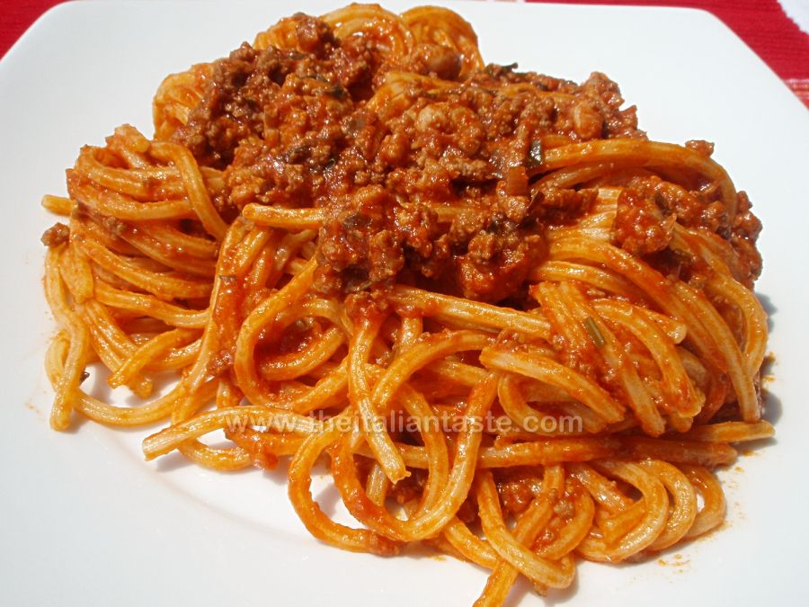 Vinci sauce, pasta sauce recipe inspired by Leonardo