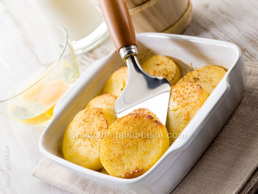 Roman-style baked semolina gnocchi
